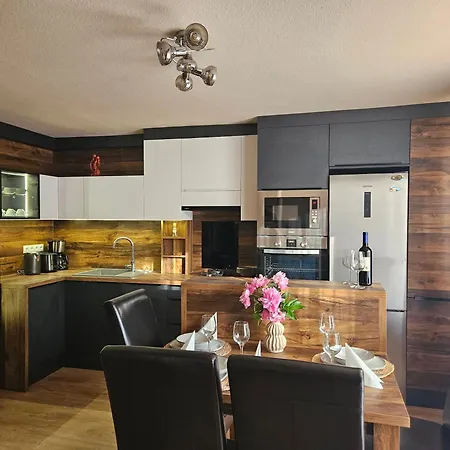 Gyoengyi Apartment